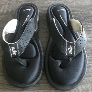Nike flip flops